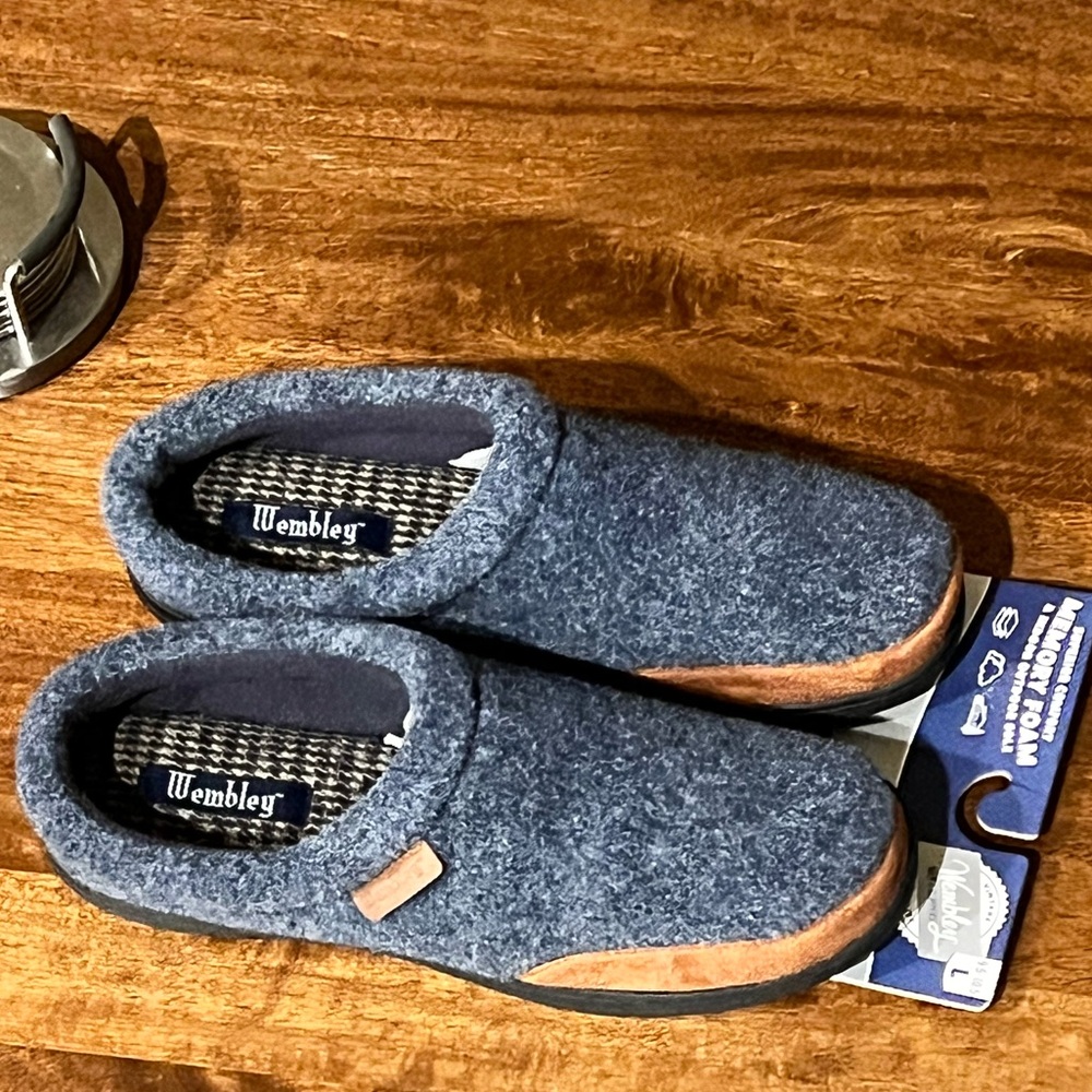 Wembley Navy Men’s Slippers
